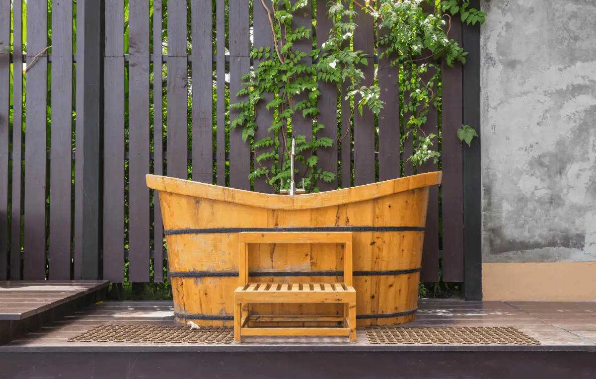 How to Make a Wooden Bathtub Design Ideas